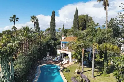 Image de Private Garden & Pool, 5 min Beach & Puerto Banus