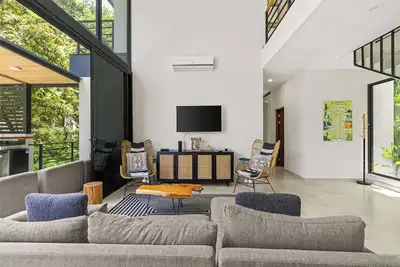 Image de Casa Nido - Modern Home - Private Pool - Beach Club Access