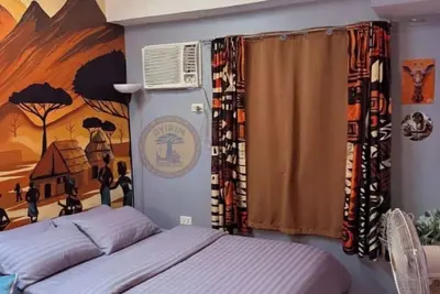 Image de Cozy African Theme bedroom in Parañaque