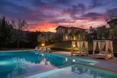Image de Large and beautiful villa with swimming pool in the Tuscan hills