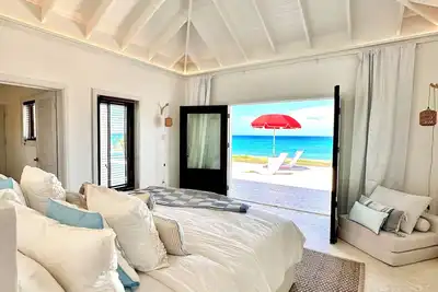 Image de Brand New Beachfront 2-bedroom villa at Cades Bay, Chrishi Beach Club, Nevis