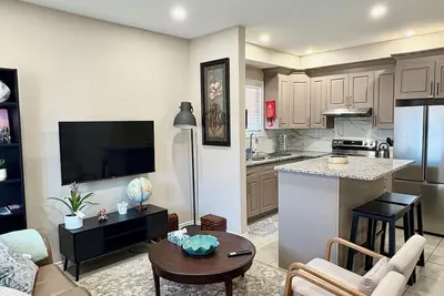 Image de 3br Modern Home Windsor West By the Ambassador Bridge