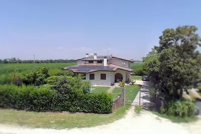 Image de Quiet Country House with Large Garden near the Sea and Venice