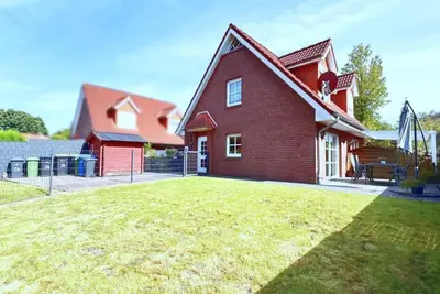 Image de New! Vacation home Susann at the bathing lake near the North Sea