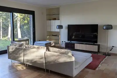 Image de Just 10 minutes from the beach, a little gem nestled in nature.