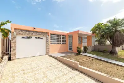 Image de Casa de Papi in  Luquillo with cool Ac breeze