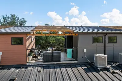 Image de Fantastic 3-bedroom, modern townhome located near downtown Stephenville!