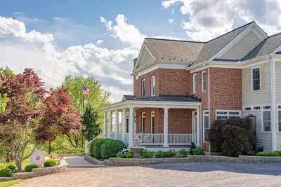 Image de Peony Hill Mountain Vista Suite