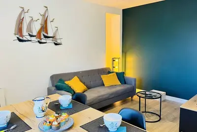 Image de 3 pièces plein centre ville, wifi, 5 min à pied plage