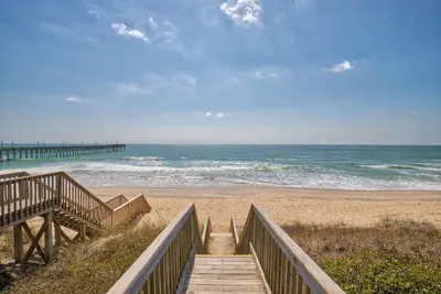Image de Close to Beach | 5br Coastal Retreat | Sleeps 10