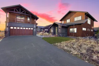 Image de 5-bdrm Mtn Modern Home in Tetherow Resort 18 min to Mt Bachelor 7 min to Dt Bend