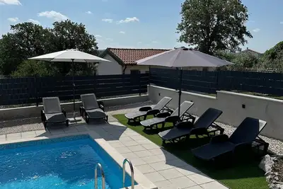 Image de Maison de vacances avec la piscine Kastel, Sredisnja Istra (K-23470)