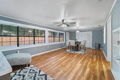 Image de Enjoyable 3-bedroom cottage with Ac in charming Hattiesburg