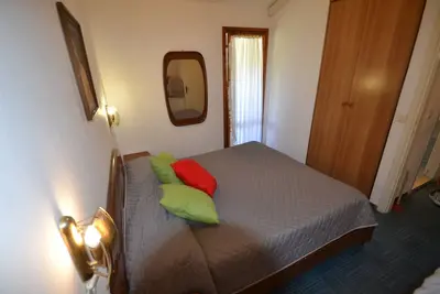 Image de Retraite confortable sur deux niveaux avec jardin