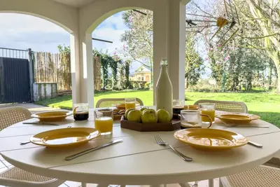 Image de Cintha: House for 8 next to Luarca Golf Course