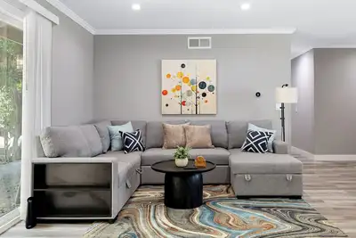 Image de 4br Home | Disneyland • Beaches • Bbq • Fast Wi-Fi