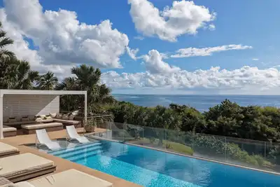 Image de Villa du Cap vue mer 180° exceptionnelle, jacuzzi et accès privé plage