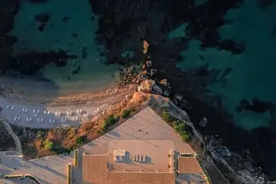 Image de Romantic Seafront Villa with 900m² Terrace & Private Beaches | Italy