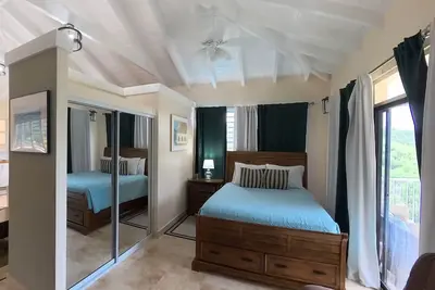 Image de Serene Getaway w/ Garden Views
