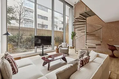 Image de Luxury Duplex in Caledonian Building with Pool, Spa & Parking – North Madrid Pradillo Premium I