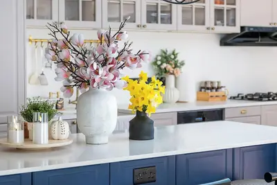 Image de Stunning newly refurbished family home 4 beds 3 baths with parking and garden