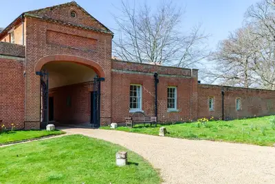 Image de The Old Courtyard - Trois Chambres Villa, Couchages 6