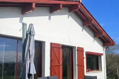 Image de Ahetze – Maison 90 m² au calme, terrasse, vue montagnes, proche Guéthary