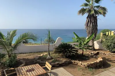 Image de Caza Tropikal grande varangue Ponta Preta très belle vue sur mer proche de tout