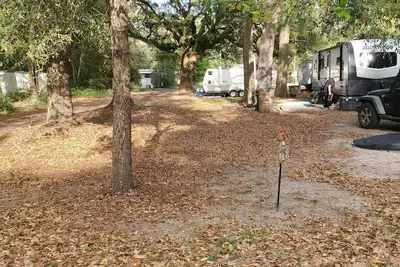 Image de Tranquil 1-bedroom camper with heat/Ac in Mobile