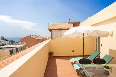 Image de Nice duplex with sea views & terrace in Alcalá