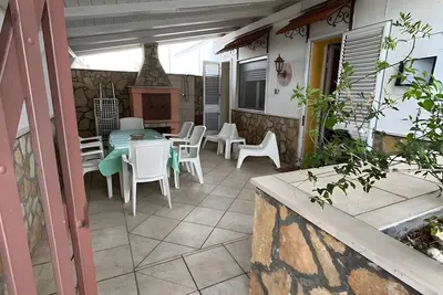 Image de Appartement « Villa Burdi » avec vue sur la mer, terrasse privée et climatisation