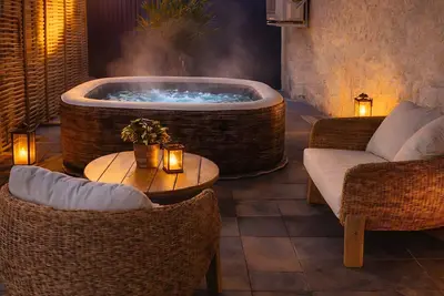 Image de Refuge dans la vallée du Tua avec jacuzzi privé et vue imprenable