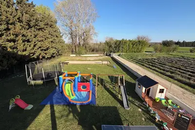 Image de Belle villa de 245 m2, piscine privée, 6 chambres climatisées, nombreux jeux