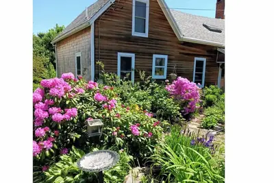 Image de Cozy 3-bedroom home in Belfast Maine, with Beach Access