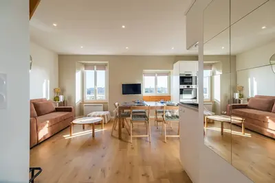 Image de Appartement rénové avec vue mer - Trébeurden