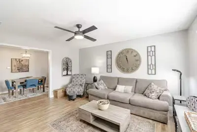 Image de Trailside Treasure is your cozy retreat just minutes from downtown Indianapolis