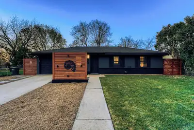 Image de Charming and Remodeled Home Near Square & Swu