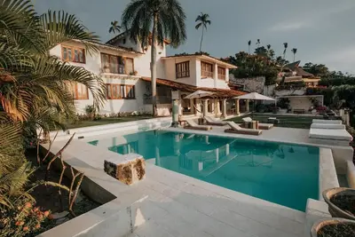 Image de Casa Piedra, Luxury Private Villa Acapulco | Pool+ Chef+ Staff