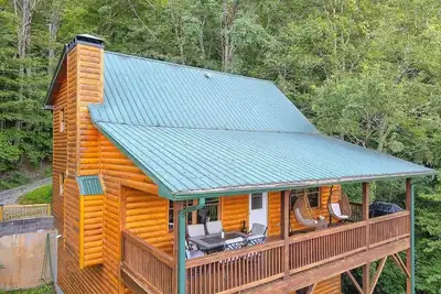 Image de Sensational Mountain View Log Cabin Dog Friendly!