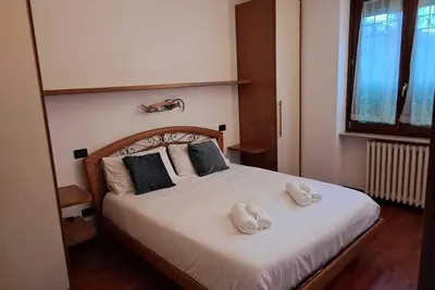 Image de Rolly Home- Verona Apartament, complete home close to downtown and the station