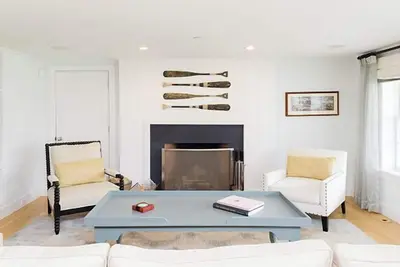 Image de 3 Bedroom 3 Bathroom cottage