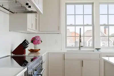 Image de 2 bedroom, 2. 5 bathroom