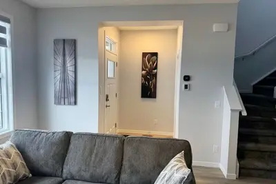 Image de Comfort Haven | Modern 3br Smart Home | A/C, WiFi & Free Parking