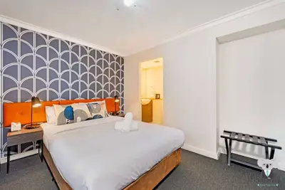 Image de Cozy 1-bedroom apartment in peaceful Haymarket with Ac and gym