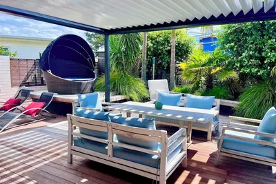 Image de Spacious coastal sanctuary just moments from the Surf Club