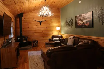 Image de 3Bdrm+Cabin+Firepit+Deck+Bbq