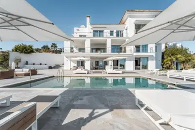 Image de 10 Bdrms Villa Paraiso Ultimate Holiday Experience