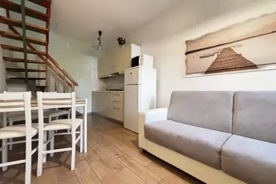 Image de Appartement confortable avec jardin et piscine