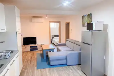 Image de Spacious 3-Bedroom Apt 2 | Private Entrance | 150m from the Sea | Medulin