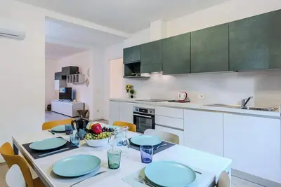 Image de Confortable appartement pour 6 personnes avec Tv et balcon